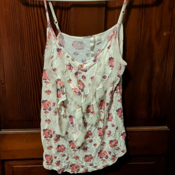 White floral tank - Picture 1 of 1